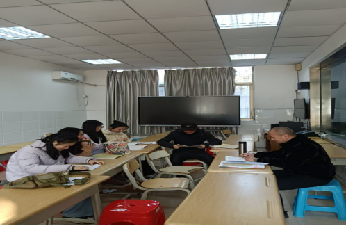 12.31高二语文备课组活动552.jpg