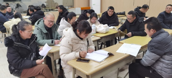 20250220数学组教研活动237.jpg